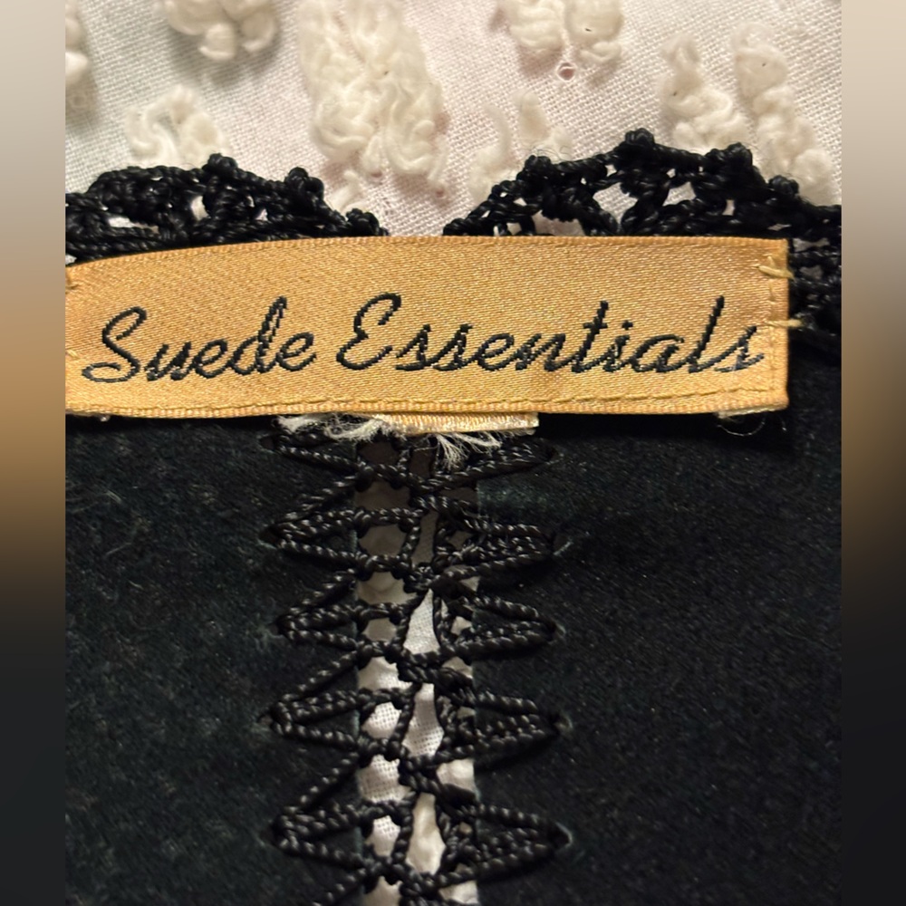 Suede Essentials Black Cropped Jacket Cardigan - image 5